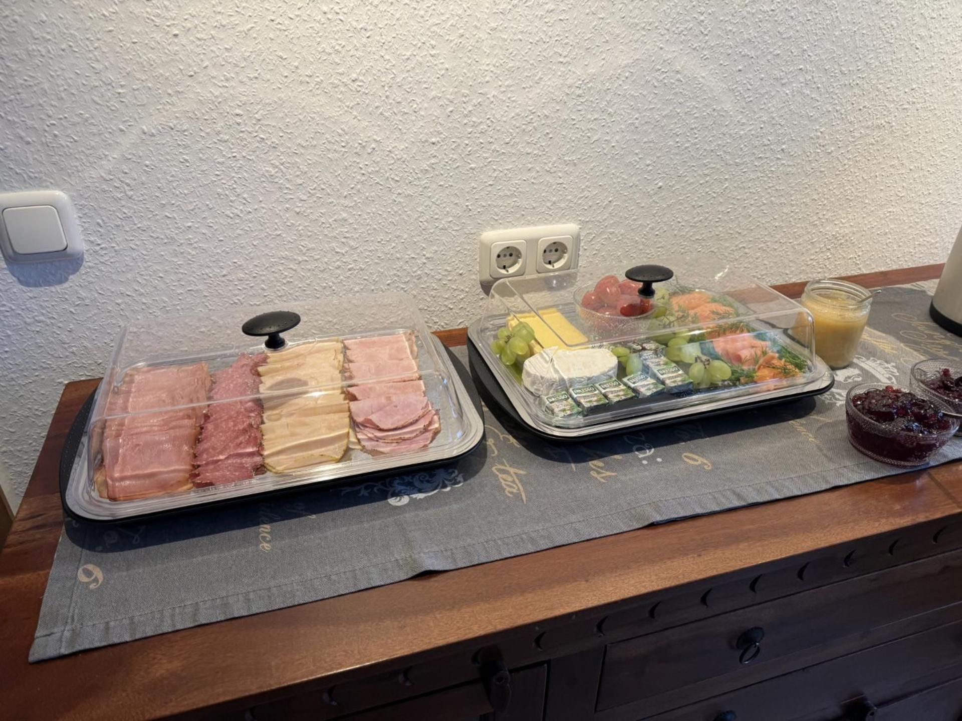 Pension Nordwind Hedwigenkoog Buitenkant foto
